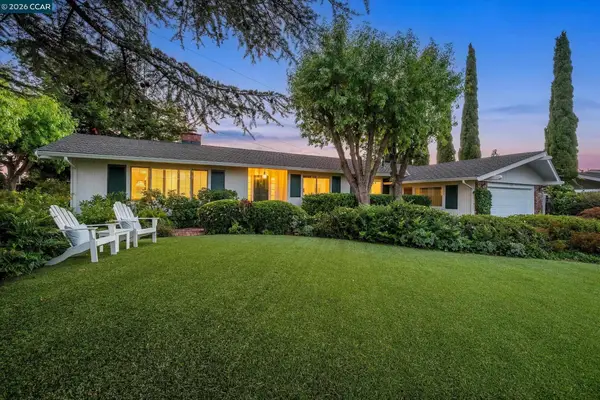 26 Ravenhill Ln, Moraga, CA 94556