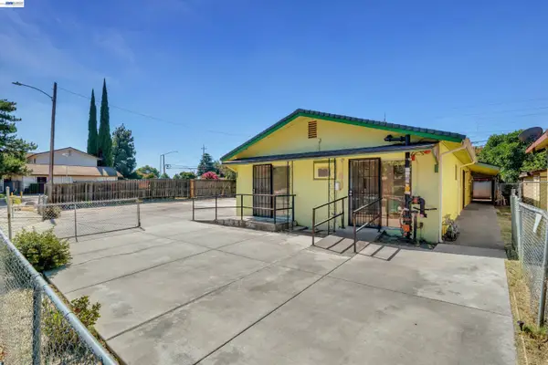 202 Arc Ave, Stockton, CA 95210
