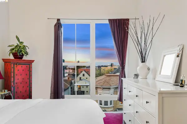 675 8th St #16, Oakland, CA 94607