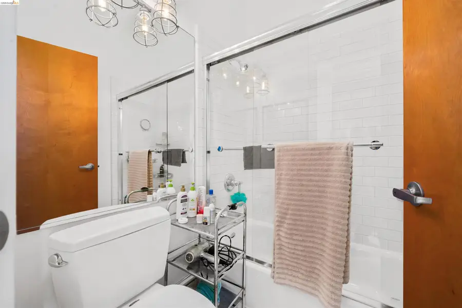 675 8th St #16, Oakland, CA 94607 - #2