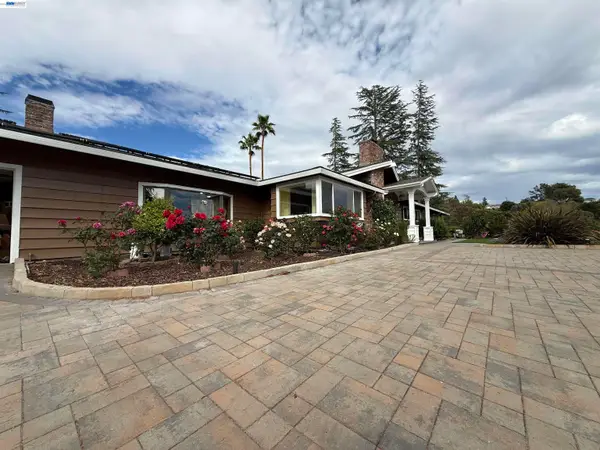 116 Coral Dr, Orinda, CA 94563
