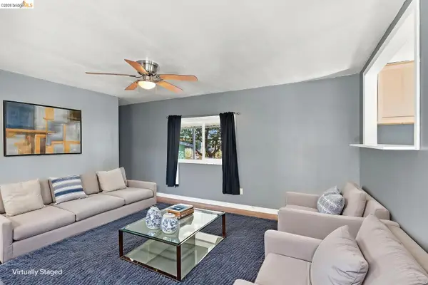 3100 Federalist Ln #60, Sacramento, CA 95827