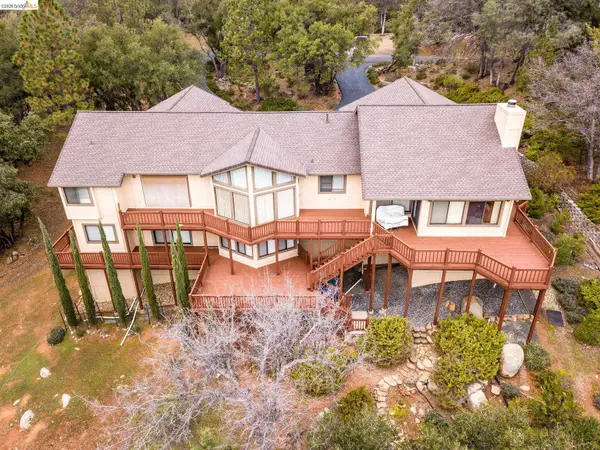 21320 Oneto Dr, Sonora, CA 95370