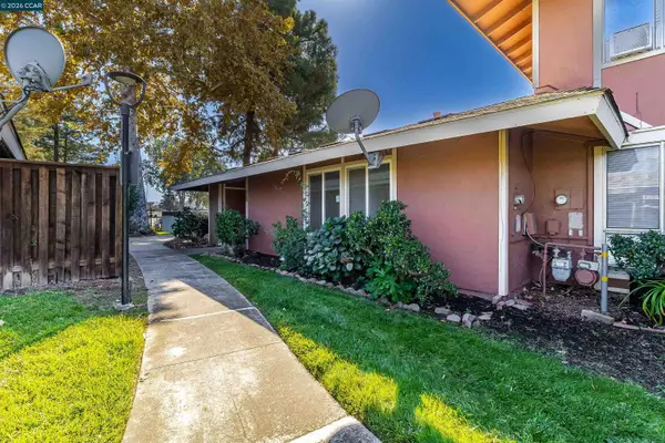2099 Olivera Rd #A, Concord, CA 94520