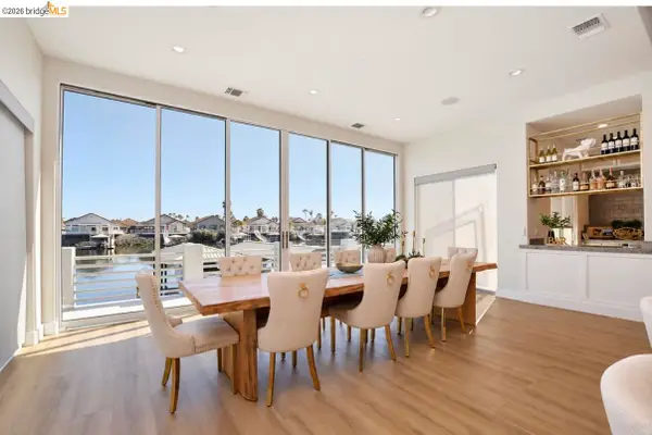 3944 Lighthouse Pl, Discovery Bay, CA 94505