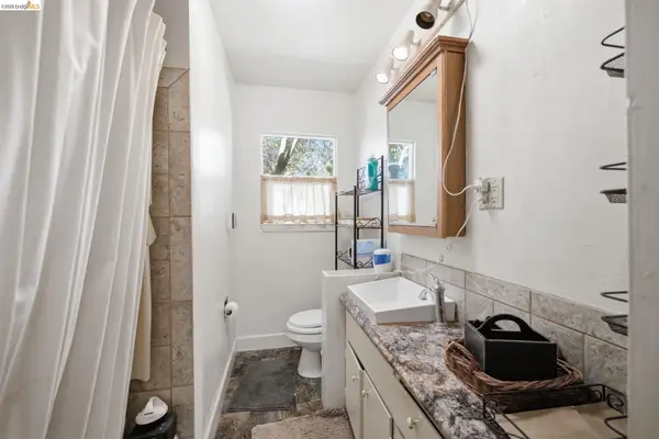 73 Dogtown Rd, Angels Camp, CA 95222