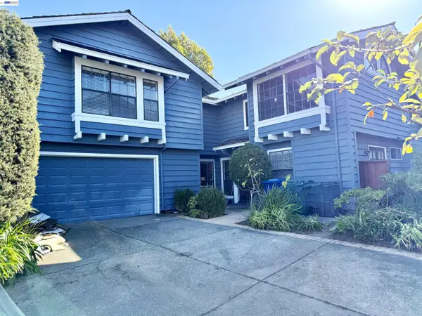 8 Avondale Lndg, Alameda, CA 94502