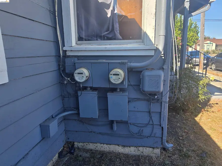 861 15th St, Richmond, CA 94801 - #3