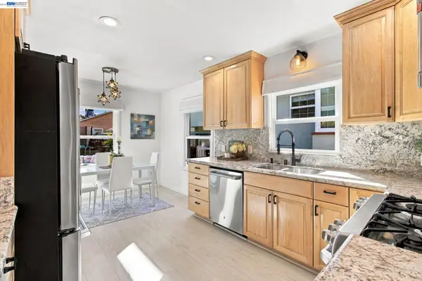 2667 Palm Avenue, Livermore, CA 94550