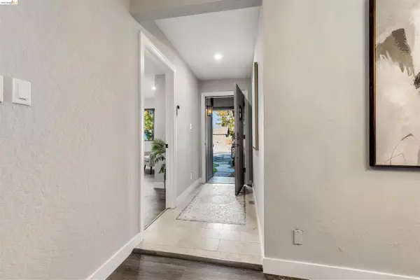 4421 Meadowlark Dr, Napa, CA 94558