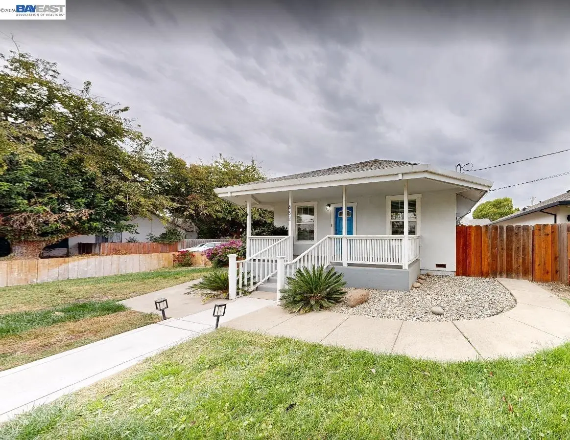 632 N Stockton Ave, Ripon, CA 95366 - #1