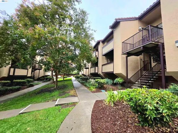 46895 Chemult Cmn #17, Fremont, CA 94539