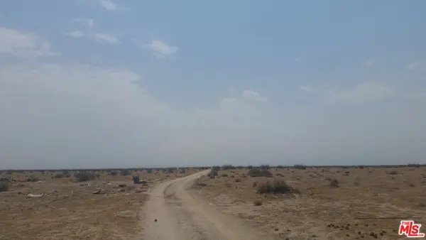 0 Vac/vic 195 Ste/ave 06, Palmdale, CA 93591