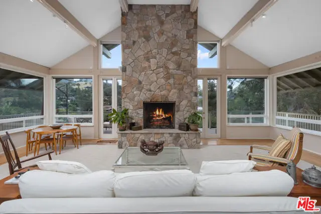 2090 Lakeshore Drive, Agoura Hills, CA 91301 - Image #1