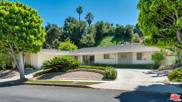 1079 Maybrook Drive, Beverly Hills, CA 90210