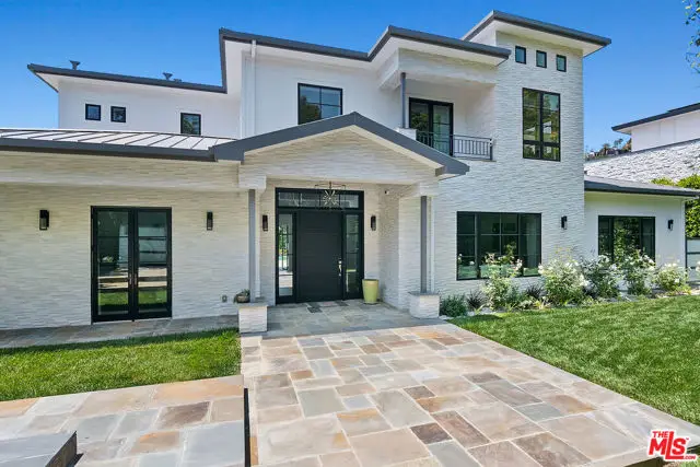 1545 Amalfi Drive, Pacific Palisades, CA 90272 - Image #2