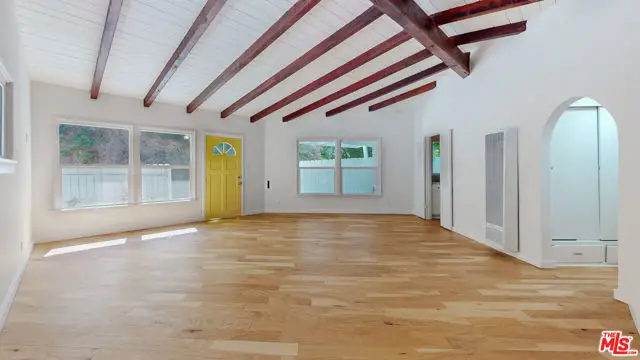 1414 N Beverly Glen Boulevard, Los Angeles, CA 90077 - Image #1