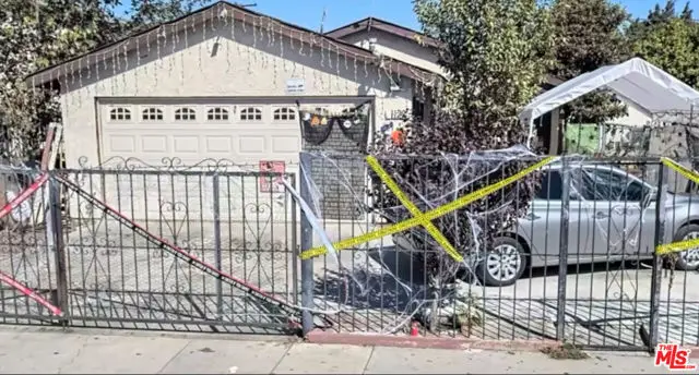 1123 E 67th Street, Los Angeles, CA 90001 - Image #1