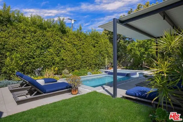 1332 S Ogden Drive, Los Angeles, CA 90019 - Image #3