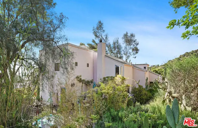190 Loma Metisse Road, Malibu, CA 90265 - Image #2