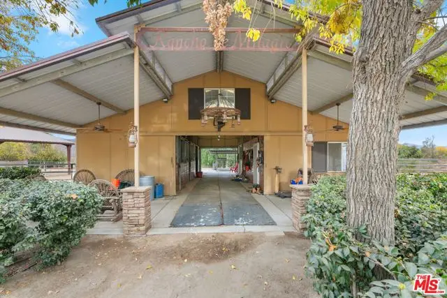 805 N Sanderson Avenue, San Jacinto, CA 92582 - #3