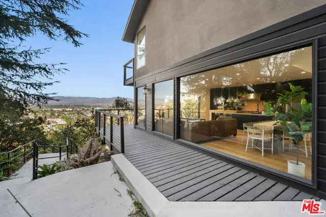 14600 Round Valley Drive, Sherman Oaks, CA 91403 - Image #2