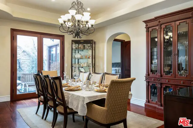 1191 N Bundy Drive, Los Angeles, CA 90049 - Image #2