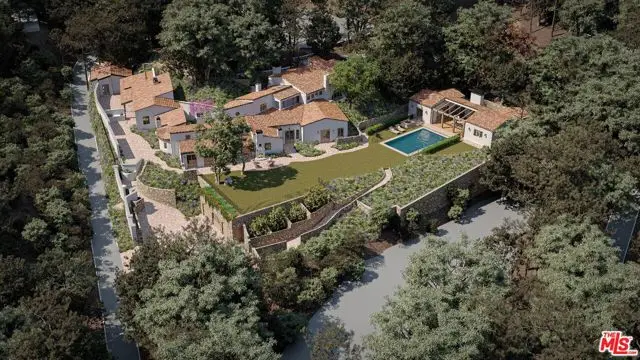 2320 Bowmont Drive, Beverly Hills, CA 90210 - Image #2