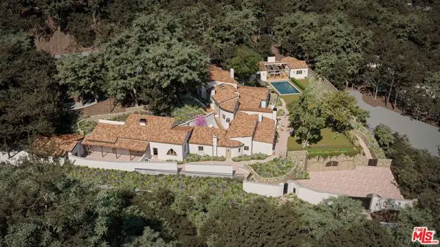 2320 Bowmont Drive, Beverly Hills, CA 90210 - Image #3