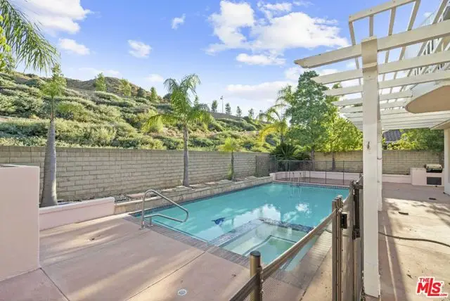 20336 Androwe Lane, Porter Ranch, CA 91326 - Image #3