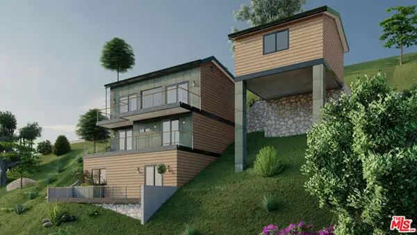 1947 Rosebud, Los Angeles, CA 90039