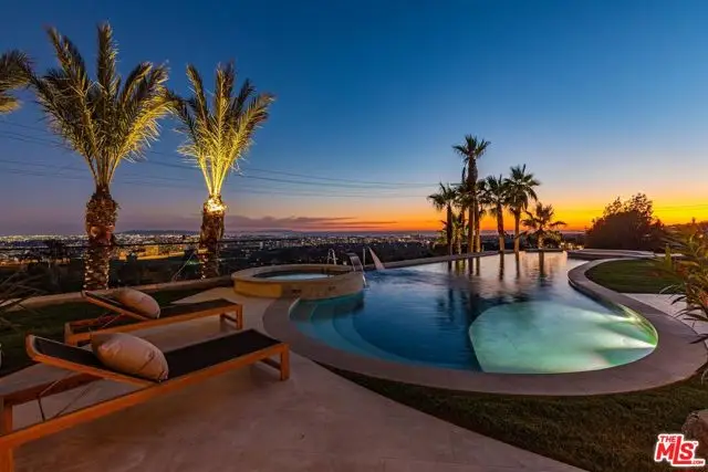 1625 Summitridge Drive, Beverly Hills, CA 90210 - Image #2