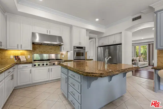 2997 Beverly Glen Circle, Los Angeles, CA 90077 - Image #2