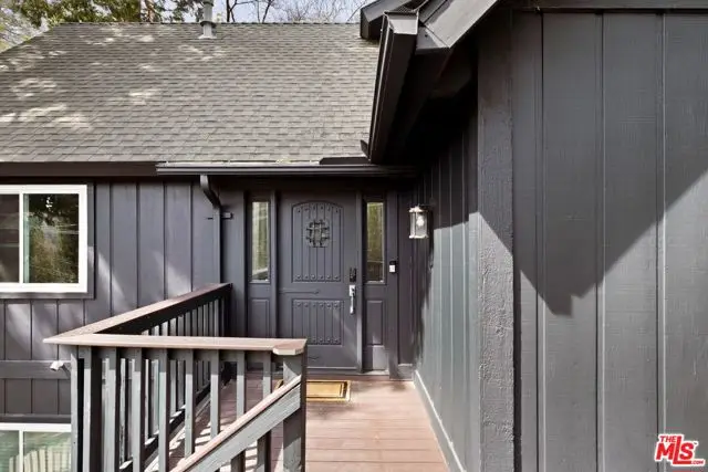 320 Pioneer Road, Lake Arrowhead, CA 92352 - #3