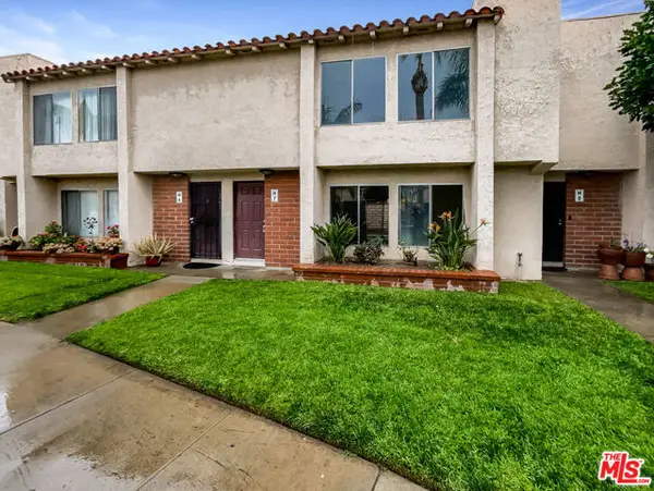 700 W La Veta Avenue #H7, Orange, CA 92868