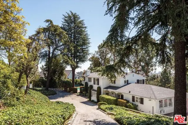 10810 Ambazac Way, Los Angeles, CA 90077 - #1
