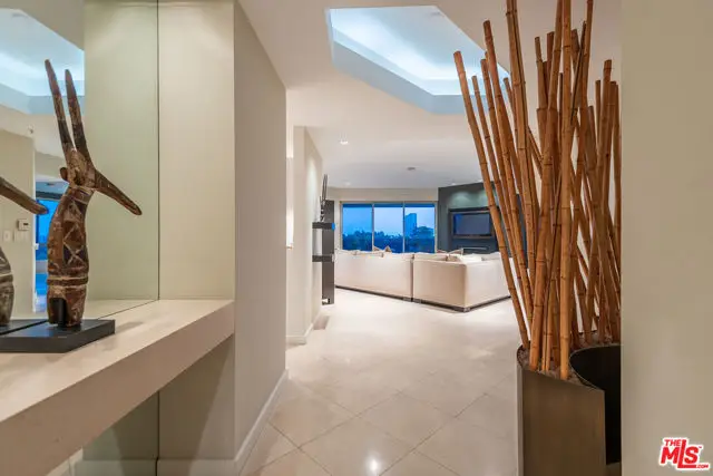 10490 Wilshire Boulevard #604, Los Angeles, CA 90024 - Image #3