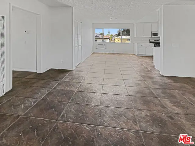 8800 Cedros Avenue #209, Panorama City, CA 91402 - Image #3