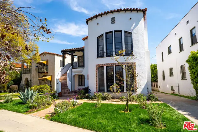 1122 S Sycamore Avenue, Los Angeles, CA 90019 - Image #2