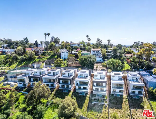 1645 N Bruce Court, Los Angeles, CA 90026 - Image #3