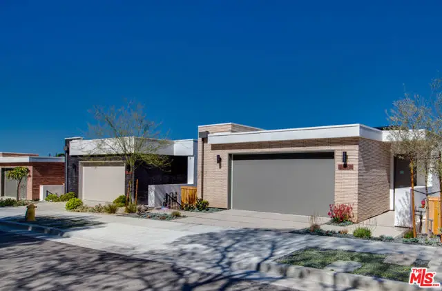 1649 N Bruce Court, Los Angeles, CA 90026 - Image #3