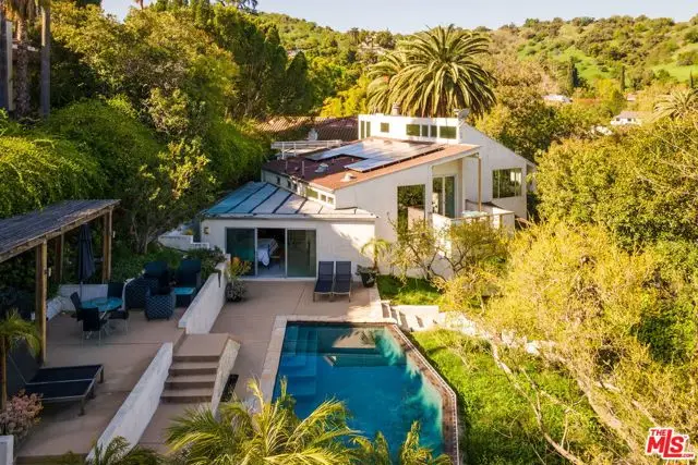 14622 Valley Vista Boulevard, Sherman Oaks, CA 91403 - Image #2