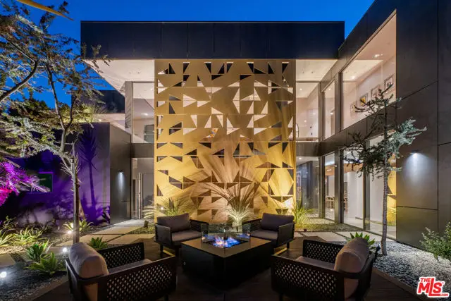 2341 Gloaming Way, Beverly Hills, CA 90210 - Image #2