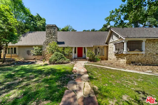 16055 Woodvale Road, Encino, CA 91436 - Image #1