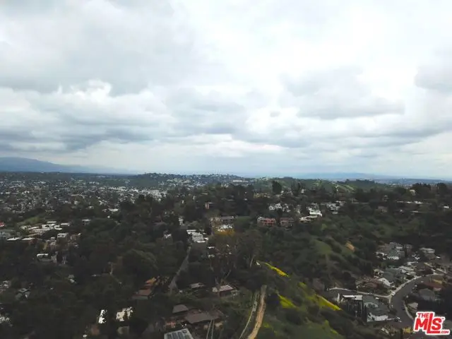 1457 Cheviotdale Drive, Pasadena, CA 91105 - Image #2