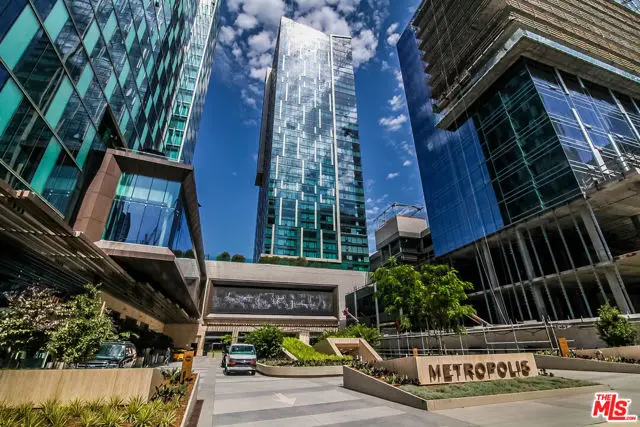 889 Francisco Street #905, Los Angeles, CA 90017 - Image #1