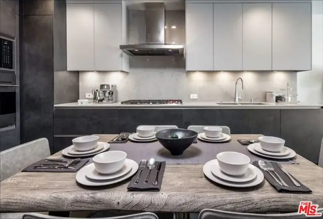 724 N Croft Avenue #307, Los Angeles, CA 90069 - Image #2