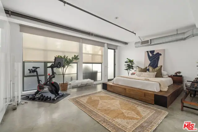 1046 Princeton Drive #105, Marina Del Rey, CA 90292 - Image #1