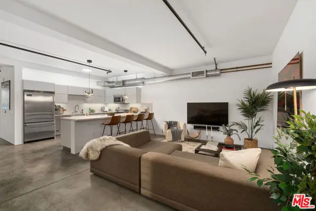 1046 Princeton Drive #105, Marina Del Rey, CA 90292 - Image #3