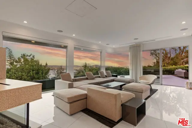 1377 Miller Place, Los Angeles, CA 90069 - Image #2